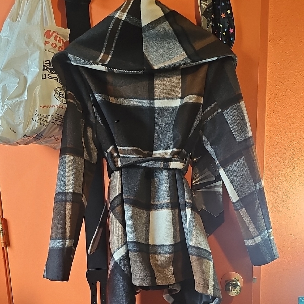 Chicwish Checkered Belted Jacket - image 2
